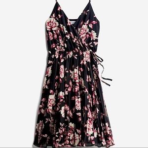 ALI & JAY FLORAL PLEATED MIDI DRESS